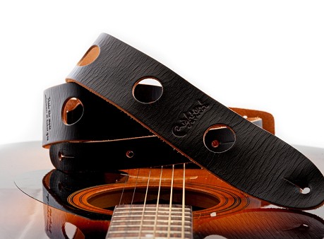 Ende des RightOn! Legend E.V. Gitarrengurts mit 1‑inch‑Löchern im Stil von Eddie Vedder und Pete Townshend