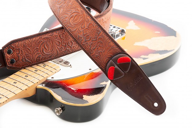 Sandokan-60 Light Brown Guitar Strap | Western Style & Eco-Friendly1