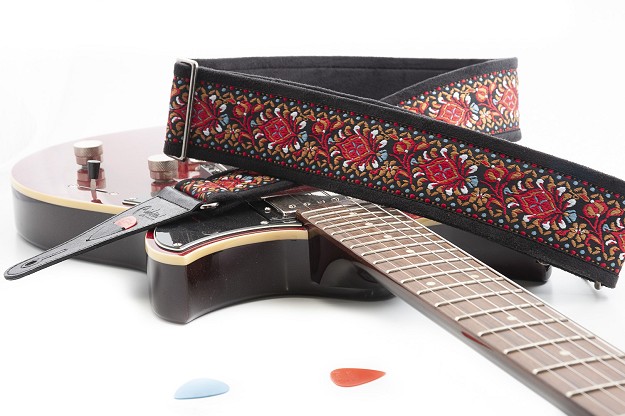 Vintage Style Guitar Strap – Hippie & Woodstock Tribute in red5